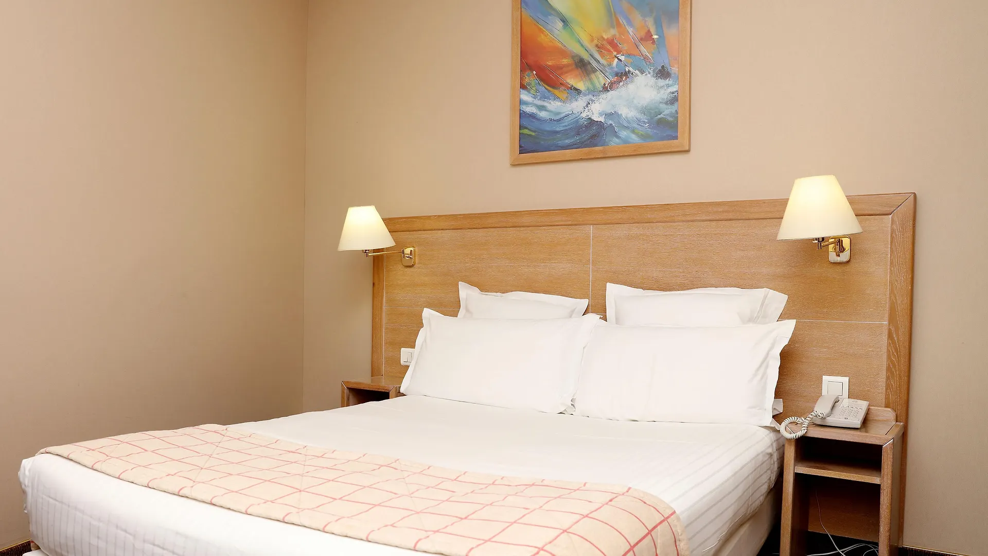 Grand Hotel Dore Paris